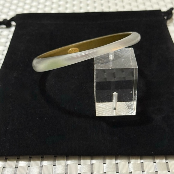 Alexis Bittar Hand Carved Lucite Clear White Tapered Bangle Bracelet - Picture 4 of 10